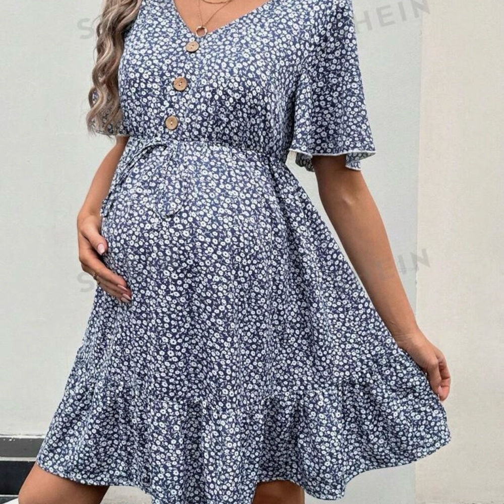 Maternity dress